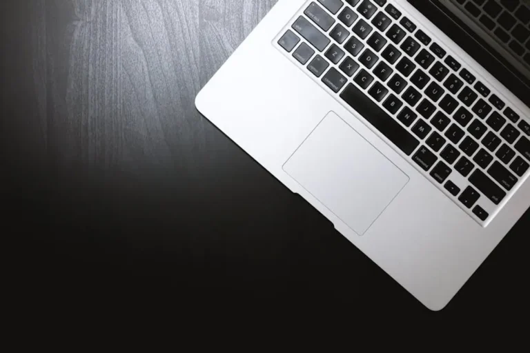 A fresh angle on Funny Exchange for fashion, modelling, and presentation websites