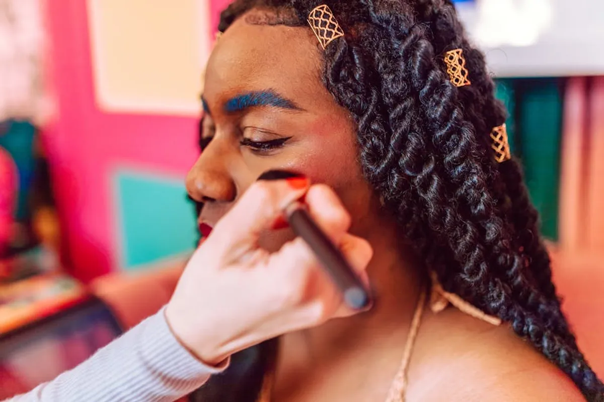 Best Hair and Makeup Tips for Photo Sessions