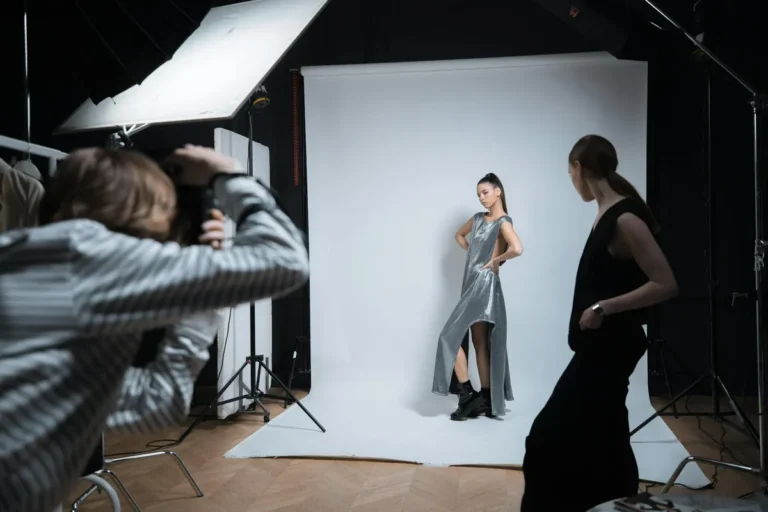 On the Work That Doesn't Appear in the Photographs
