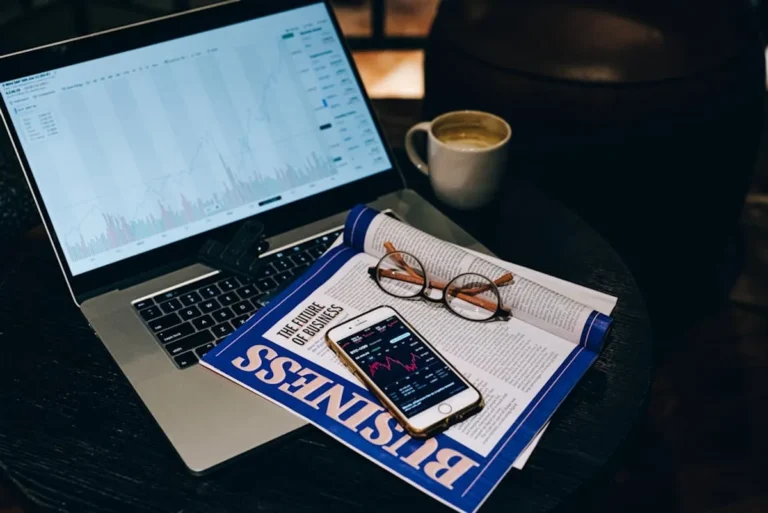 How to Read a Modeling Contract Before You Sign