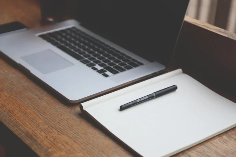 How to write about mollygram.com in a way that builds trust