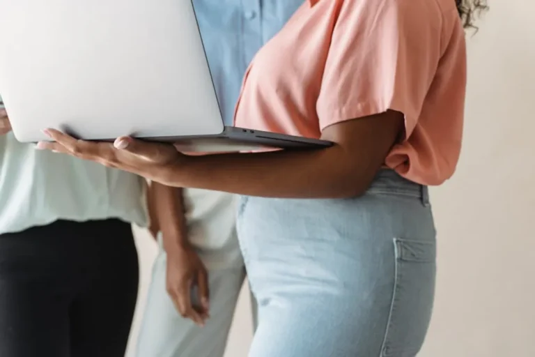 Plus Size Modeling Guide: Portfolio, Agencies, and Casting Tips
