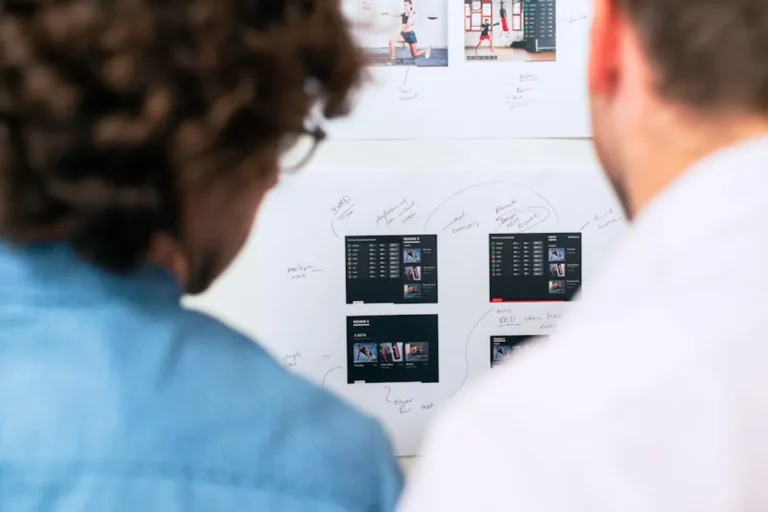 The user intent behind itsnewztalkies.com, explained without the fluff